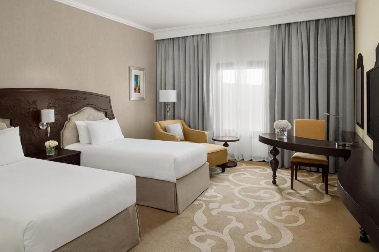 Crowne Plaza Riyadh Al Waha By Ihg Bagian luar foto