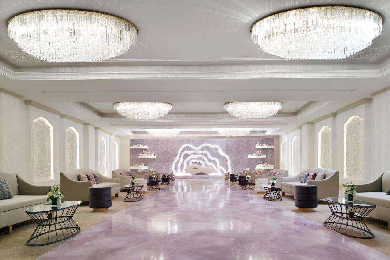 Crowne Plaza Riyadh Al Waha By Ihg Bagian luar foto