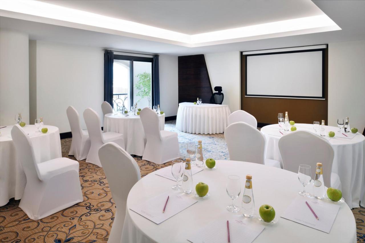 Crowne Plaza Riyadh Al Waha By Ihg Bagian luar foto