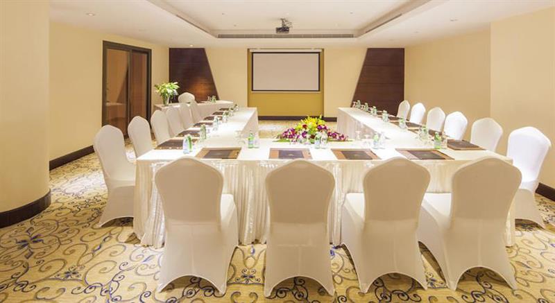 Crowne Plaza Riyadh Al Waha By Ihg Bagian luar foto